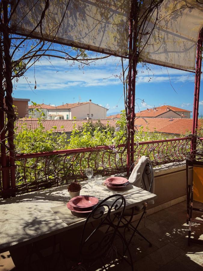 Corso Emanuele Apartments San Vincenzo Buitenkant foto